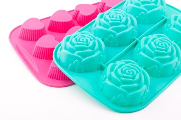 Set of 2 Silicon Cake Trays